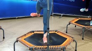 БАТУФИТНЕС Урок 2-танцевальный фитнес на мини батутах на timestudy.ru