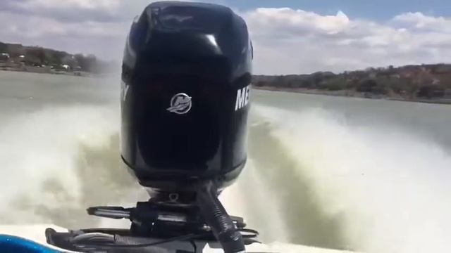 Mercury 225 Optimax смотреть онлайн