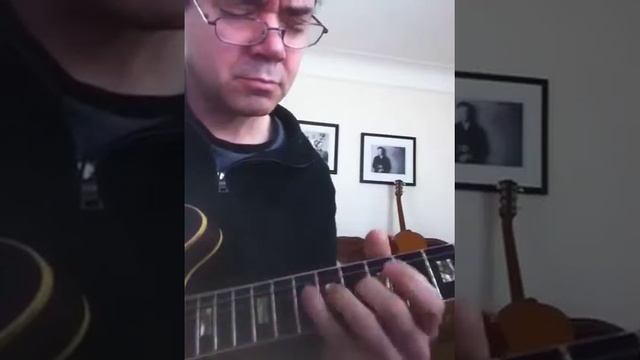 Giant steps solo 286 bpm es-330 Gibson смотреть онлайн