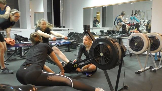 Зимний сезон 2021/2022, 2 этап, эстафета 250х4м (женщины) смотреть онлайн