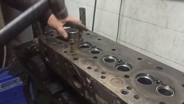 Установка сёдел клапанов в ГБЦ МТЗ смотреть онлайн