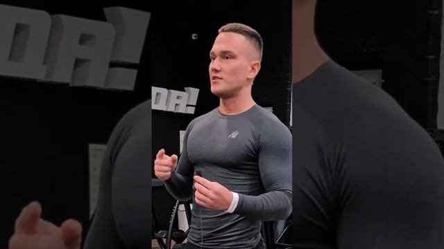 Гиперэкстензия на спину. ЧАСТЬ2 смотреть онлайн