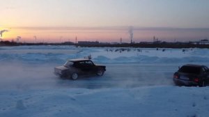 Дрифт на озере| БМВ против Жигули| Кто победил?