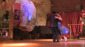 Sebastian Achaval et Roxana Suarez dansent la valse