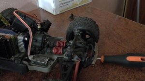 Traxxas revo 1/16 установка сервопривода Corona DS238MG часть 1