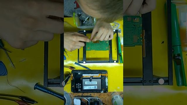 Замена разъёма USB Lenovo смотреть онлайн