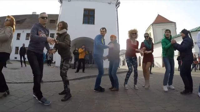 Клип о флешмобе по руэде 2.04.2016. Школа кубинской сальсы в Минске AL CENTRO смотреть онлайн