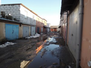 Гараж! Смотровая Яма полная Воды!