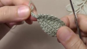 Вязание веточек с листьями. Урок вязания крючком.Как вязать листик.