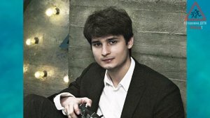 Как выглядит и чем занимается красавец-сын знаменитого Карена Шахназарова