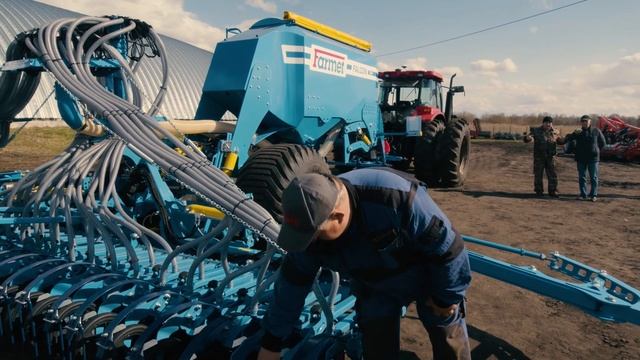Первичная настройка сеялки Фалькон. Комментарии главного инженера ООО РостЛайн Агросервис (импортёр