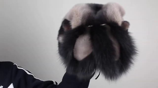 Шапка, Жюли Градиент смотреть онлайн