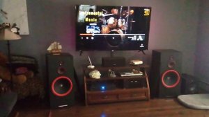 Cerwin-Vega! SL 15, Crown XLi2500, Onkyo TX RZ820 sound/mic test.