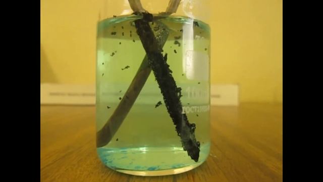 Электролиз медного купороса (с гвоздями) смотреть онлайн