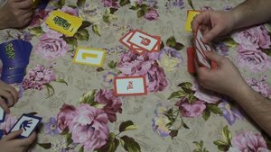 Ратуки - настольная карточная игра для детей