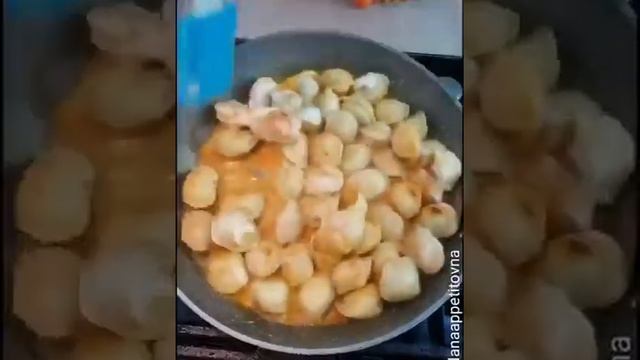 Жарим мясные рафаелки / Жареные пельмени