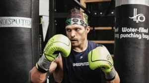 Александр Усик: как модный стиль боксёра помогает ему побеждать.