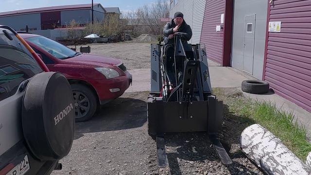 Паллетные вилы с захватом для быстрой и безопасной работы