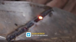 Местная техника превращения старых бочек из-под масла в тачки.