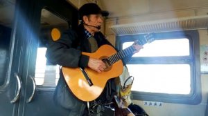 Гитара в электричке