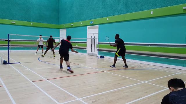 Badminton 2.2.19: West & Hilton v Richard & Vern (final minute) смотреть онлайн