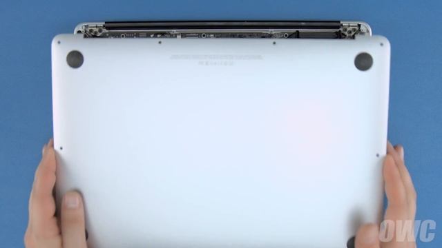 How to Replace the Battery in a 13-inch Apple MacBook Air (mid 2012) MacBookAir5,2 смотреть онлайн