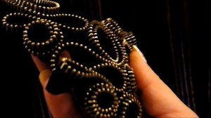 Украшения из молний