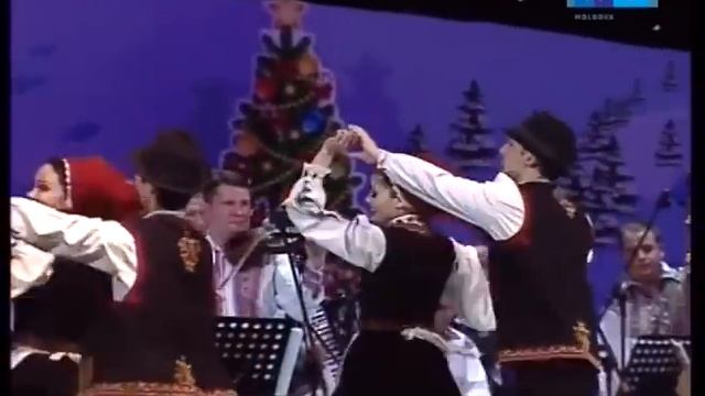 Ansamblul Fluieras condus de Fratii Stefanet Polca maiestrul de balet Iurii Bivol смотреть онлайн