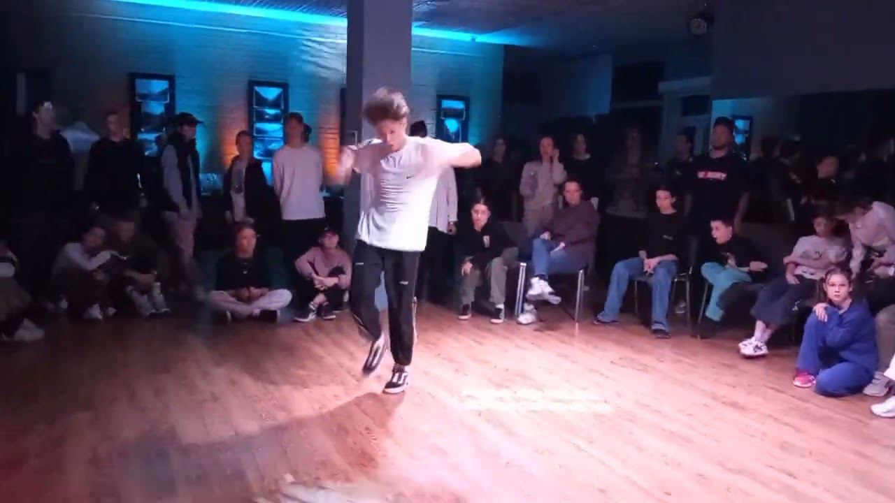 Дима на батле в г. Красногорск МО. декабрь 2022. смотреть онлайн