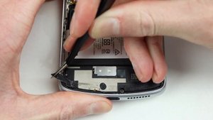 Repairing MrMobile's Busted Motorola Razr 5G - Feat. Michael Fisher