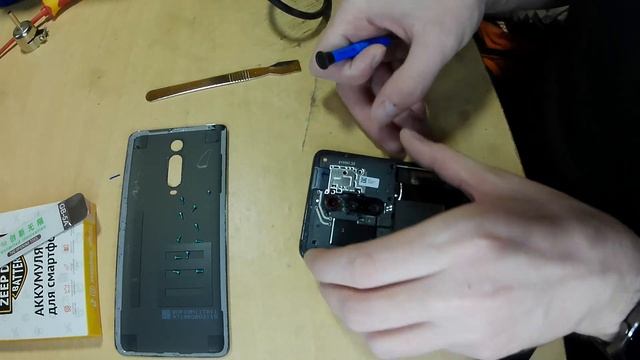 Xiaomi Mi 9T замена аккумулятора (BP41) смотреть онлайн