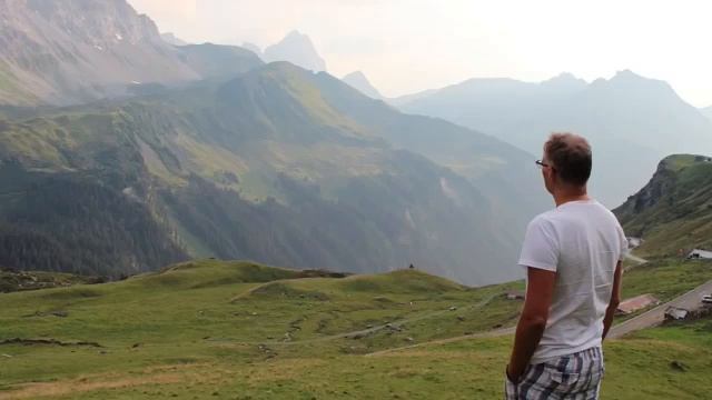 ВЕЧЕРНЯЯ МОЛИТВА ВСЕВЫШНЕМУ НА СОН ГРЯДУЩИЙ смотреть онлайн