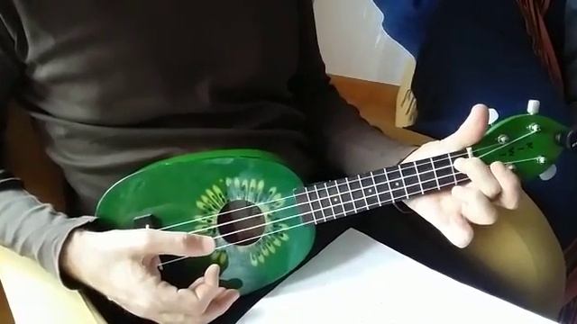 Como tocar al ukelele Samba Lele смотреть онлайн
