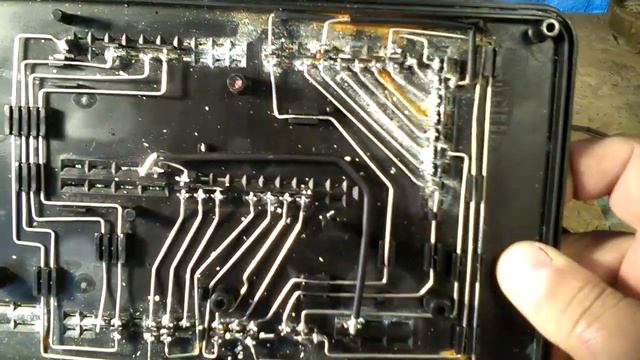 Розпродільна запобіжників ВАЗ 2108 Інжектор. смотреть онлайн