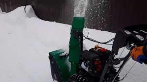 Убираем снег в СНТ⛄❄️ Снегоуборщик caiman valto 24c пришел на помощь.