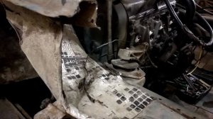 Как снять двигатель