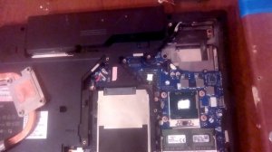 Апгрейд/Прокачка #7. Lenovo G570. Разбор и чистка.