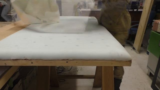 Двухспальная кровать в каретной стежке своими руками смотреть онлайн