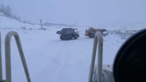 Работа вахтой. Возим уголь. Стянуло Белаз в дренажку. Спасение Белаза.