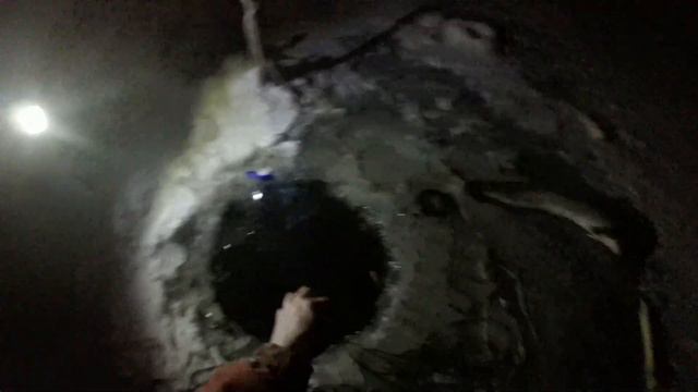 Вечерняя проверка перемётов. Ёрш гигант сработал. смотреть онлайн