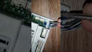 Моргают светодиоды на Indesit