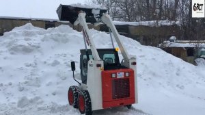 уборка снега с помощью мини погрузчика Lonking