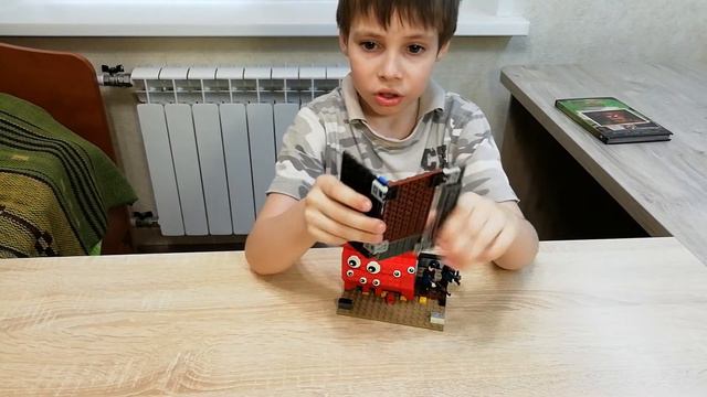 LEGO Самоделка - Поезд Пожиратель из игры SCP смотреть онлайн