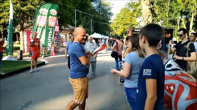 Колесо обозрения Одно небо. Вид на Ростов-на-Дону, Ростов Арену, фан зону, парк. 26 июня 2018 г. смотреть онлайн