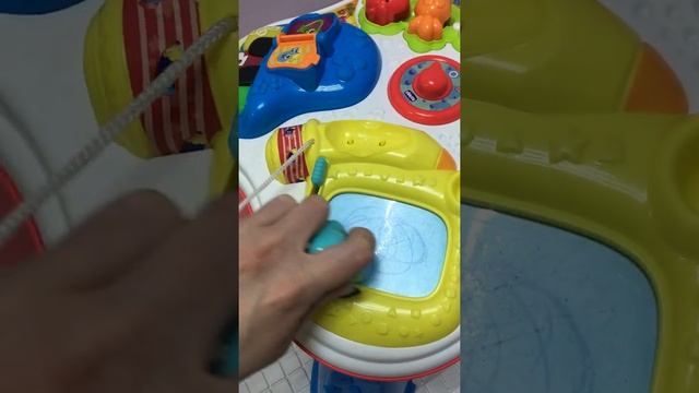 Столик Chicco «Говорящий Столик» смотреть онлайн