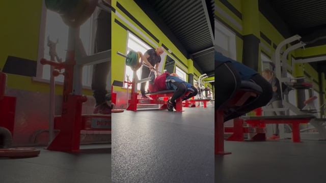 Д4 жим лёжа узким хватом на брусок 140кг смотреть онлайн