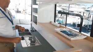 Видеообзор моторного катамарана MY-37