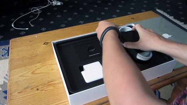 Macbook Pro 15" Retina Unboxing смотреть онлайн