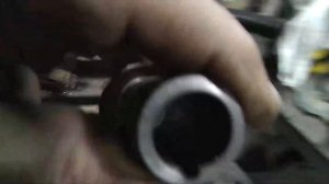 Как просверлить сверлом гнездо под шпонку в длинной втулке-шкива..
