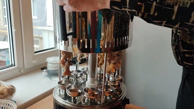 Готовим шашлык в электрошашлычнице. Электрошашлычница Помощница-11, процесс и отзыв.